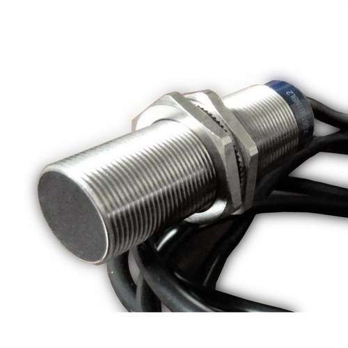 Telemecanique Sensors Näherungssensor M8 Reichweite 2,5 mm mit der Referenz XS608B1NAL2 von der Marke TELEMECANIQUE
