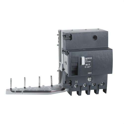 Differenzschutzschalter VIGI NG125/63 4P 300mA Klasse AC mit der Referenz 19005 von der Marke SCHNEIDER ELECTRIC