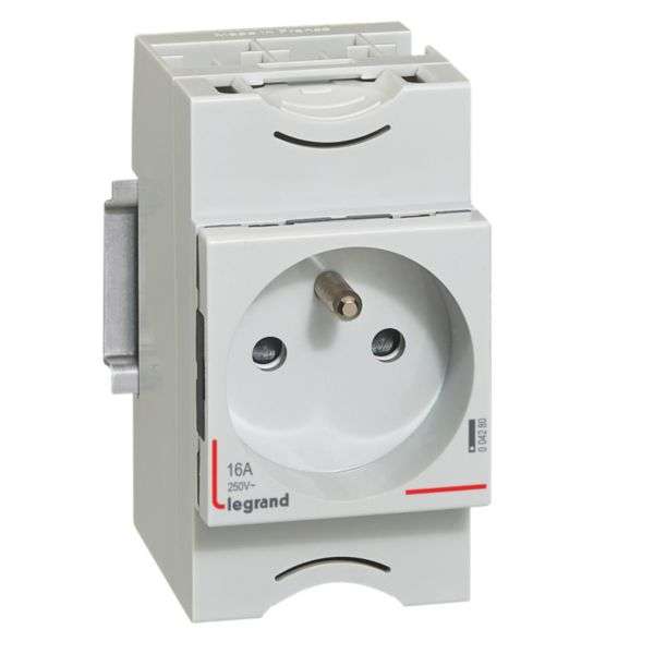 Steckdose - 10/16A - 250V~ - 2P+T aufputz - mit Shutter mit der Referenz 004280 von der Marke LEGRAND