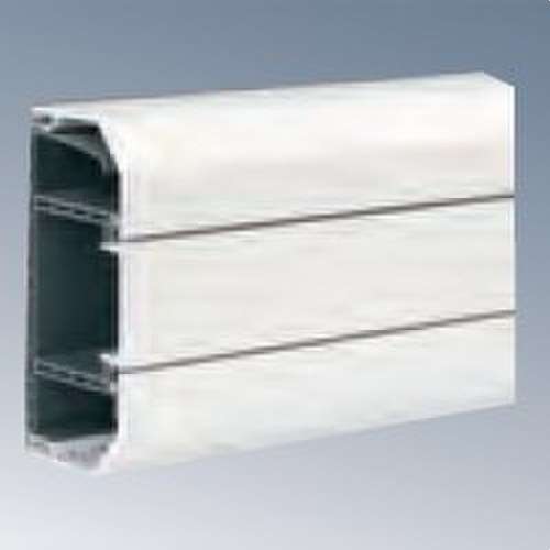 PVC-Kabelkanal CABLOMAX 130x55mm K45 mit der Referenz TK02103/9 von der Marke SIMON