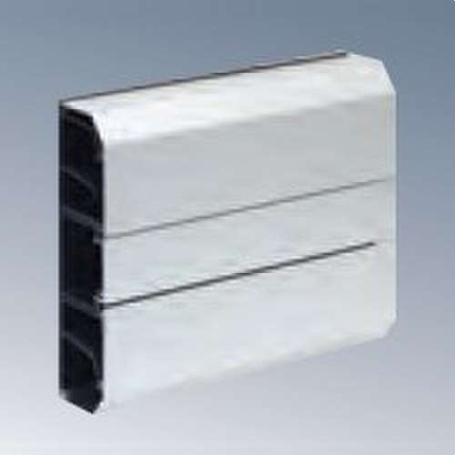 Flachwinkel CABLOMAX 210x55mm aufsteigend mit der Referenz TKA011216/8 von der Marke SIMON