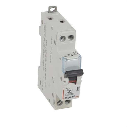 Leitungsschutzschalter DX3 1P+N 32A Charakteristik C 6/10kA mit der Referenz 407731 von der Marke LEGRAND
