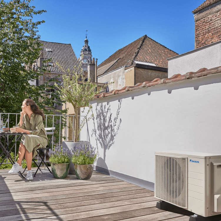 Klimaanlage 2x1 mit WLAN Daikin Perfera 2MXM50A 2,5 kW + 3,5 kW mit der Referenz KITDAIPER2MXM50A2535 von der Marke DAIKIN